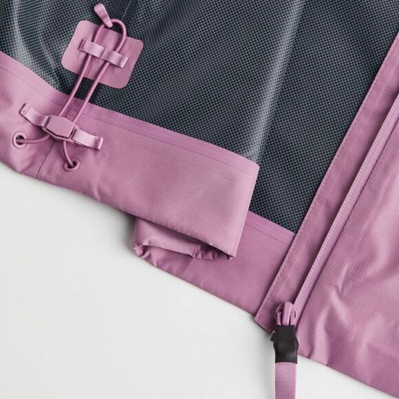 H&M Move 2.5 layer jacket in stormMove - Picture 9 of 12